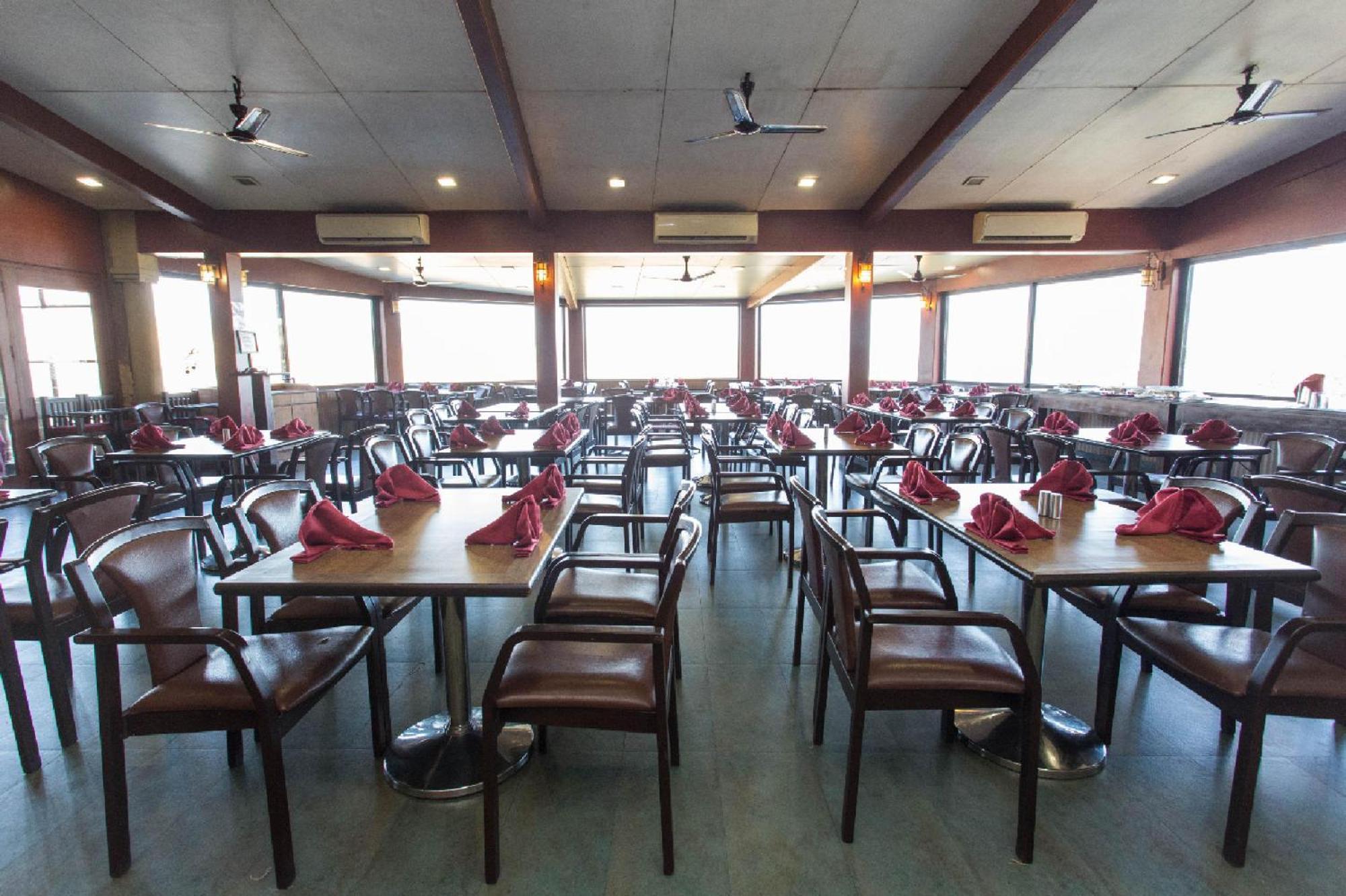 Upper Deck Resort - Stay And Relax At The Highest Peak 로나발라 외부 사진