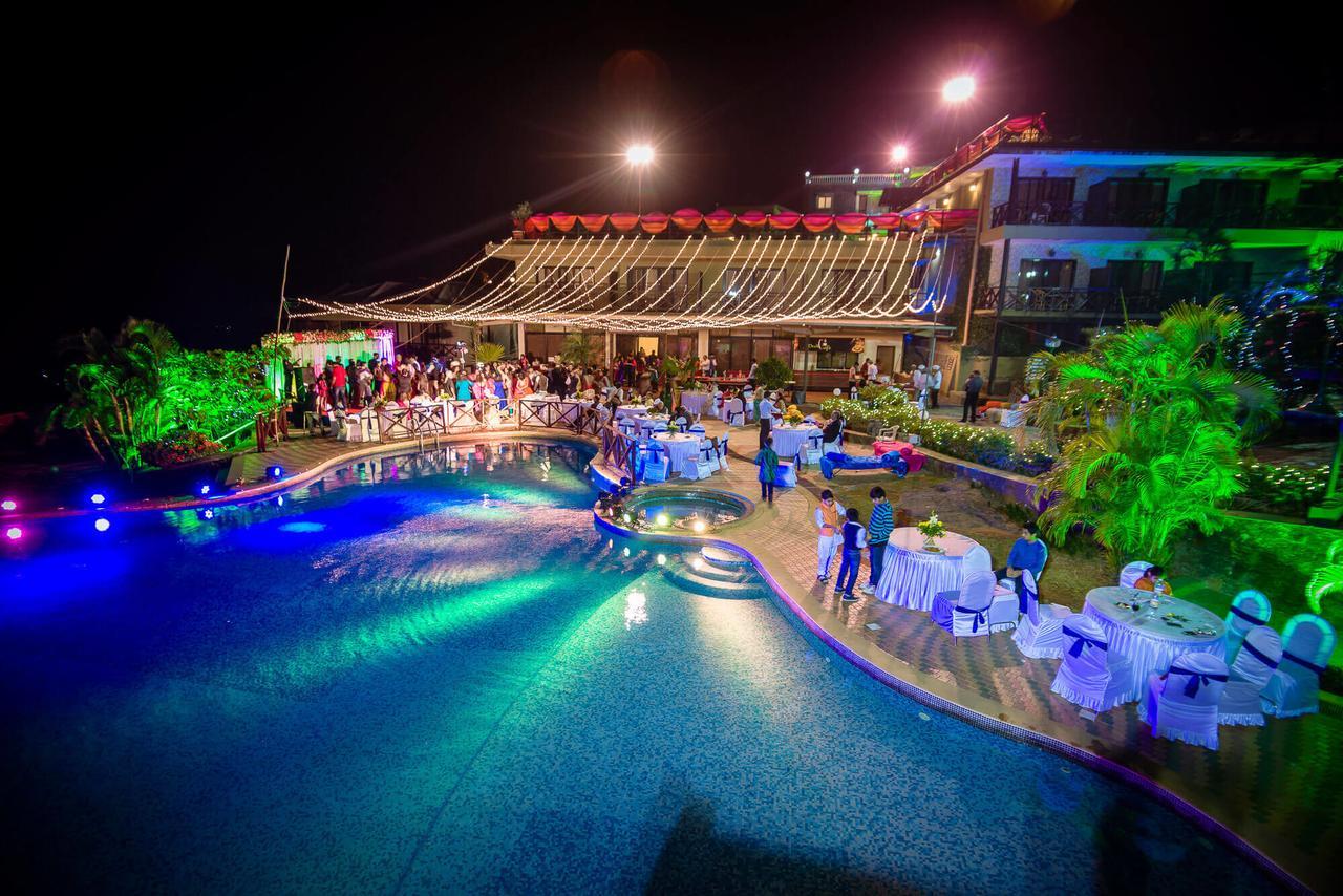 Upper Deck Resort - Stay And Relax At The Highest Peak 로나발라 외부 사진